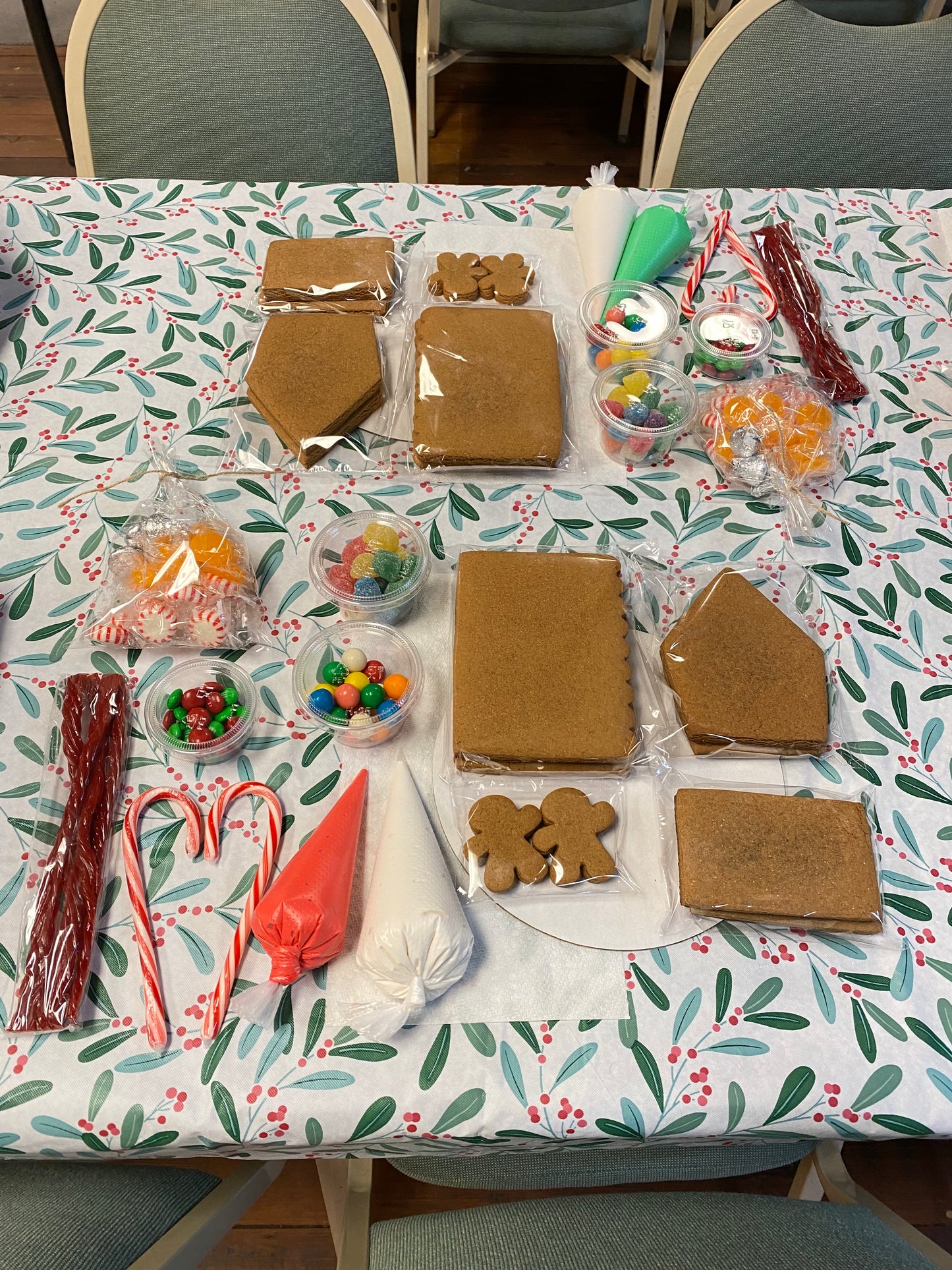 Gingerbread House Kit